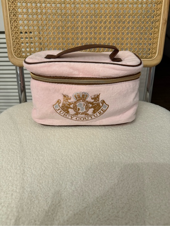 Juicy Couture Handbags - Juicy Couture Light Pink Plush Cosmetic Train Case with Gold (New Condition)